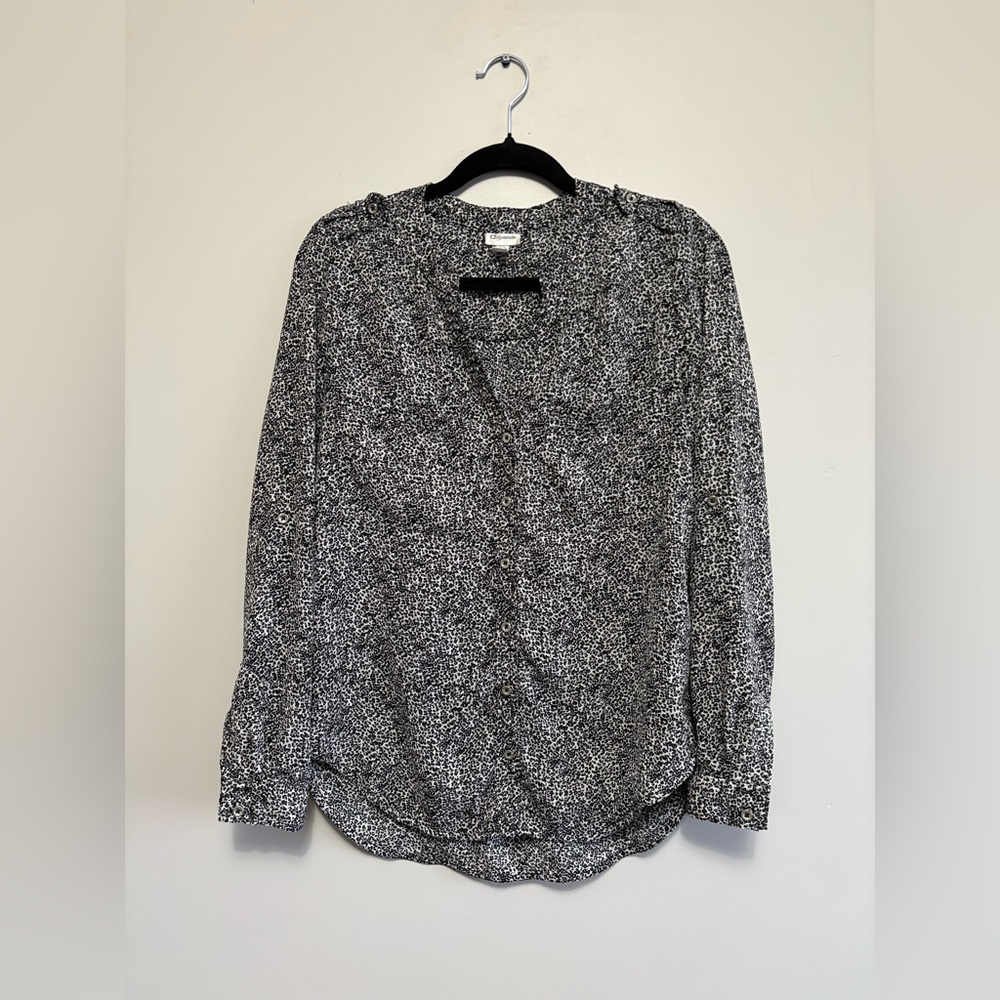 Dynamite Casual Office Corporate Black and White Button-Up Blouse